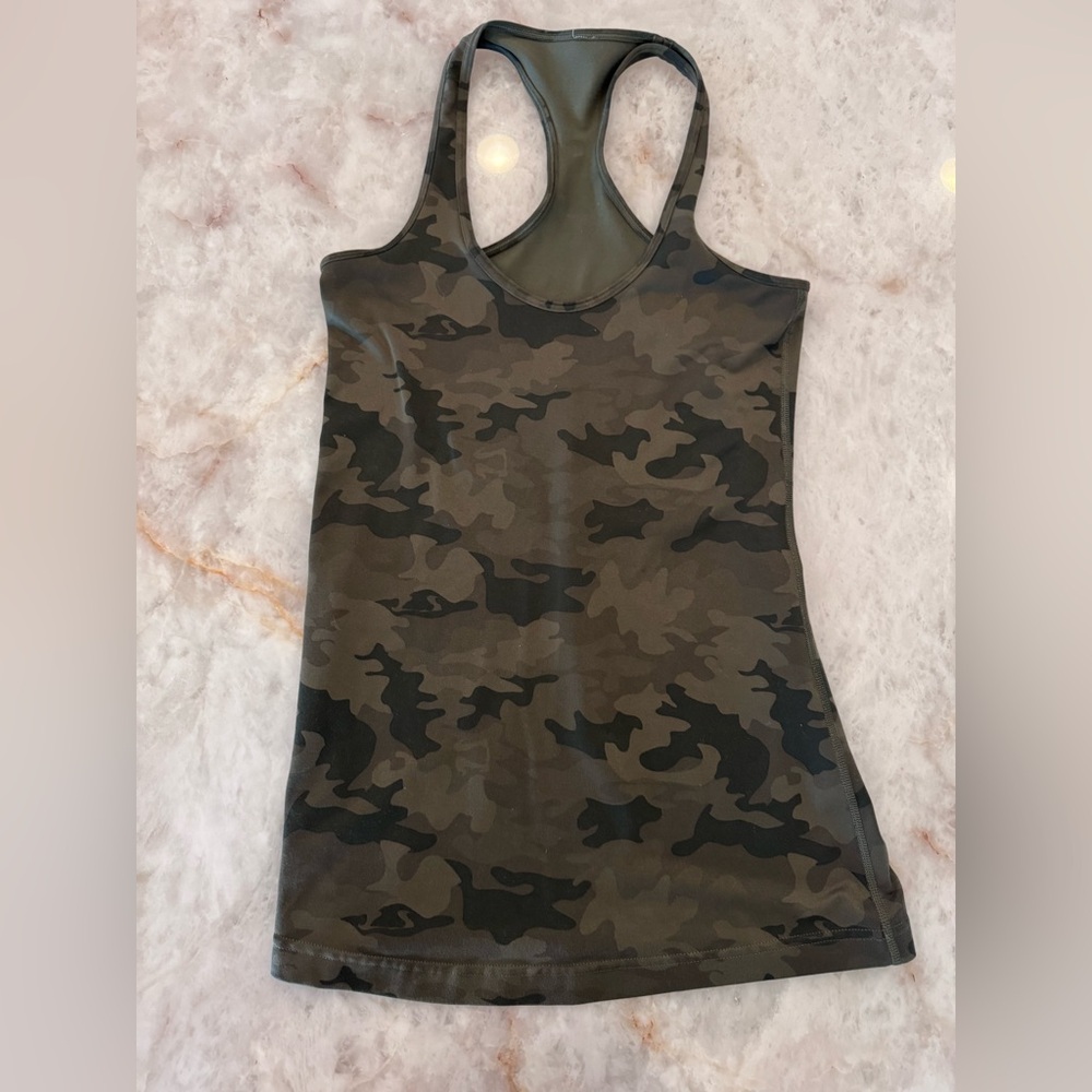 Camo Racerback Tank Top LULULEMON size 6
